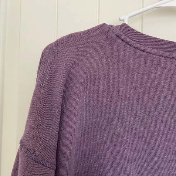 EUC | American Eagle women’s simple solid colored crewneck — medium - Picture 6 of 6